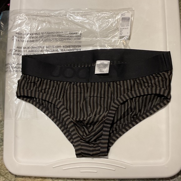 Jockey Men’s Striped Black and Brown Briefs - Picture 1 of 4